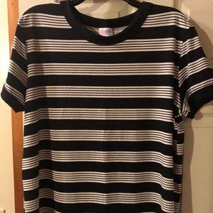 LuLaRoe Liv Tee